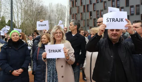 Osijek, Antunovac, Osijek, 03. 04. 2025, Štrajk u osnovnim, srednjim školama i fakultetima, štrajk učitelja. Campus. snimio GOJKO MITIĆ