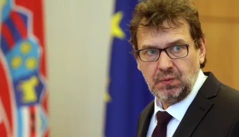 Zagreb, 22.01.2019 - Predsjednica Kolinda Grabar-Kitarović primila je Tomislava Žigmanova, zastupnika u Narodnoj skupštini Republike Srbije i izaslanstvo Hrvatskog nacionalnog vijeća u Republici Srbiji. Na fotografiji Tomislav Žigmanov. foto HINA/ Daniel KASAP/ dkas 