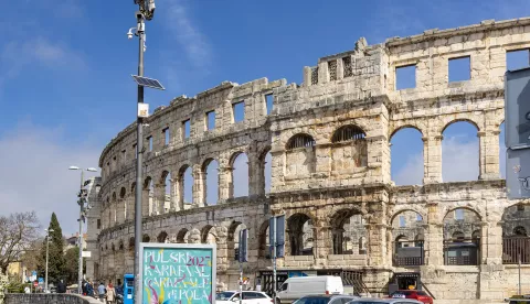 24.03.2025., Pula - Pulski amfiteatar i parkiraliste Karolina. Photo: Srecko Niketic/PIXSELL