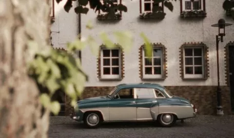 "Balonom u slobodu"Le ballon de la liberté (2024)dokumentarna serija