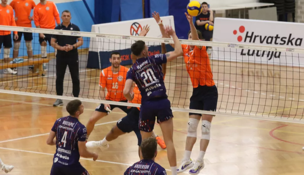 Osijek, 09. 04. 2025, SD Jug 2, odbojka, Mursa Osijek - Ribola Kaštela, uzvratni susret polufinala doigravanja za prvaka Hrvatske.snimio GOJKO MITIĆ