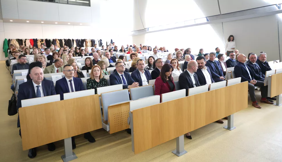 Osijek, 10. 04. 2025., Građevinski i arhitektonski fakultet Osijek, Dvorana Mursa, 20 godina Odjela za biologiju, obilježavanjeSNIMIO BRUNO JOBST