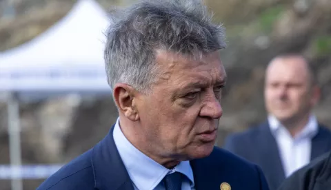 04.04.2025 - Vukovar Ministar Medved obisao je Petrovacku dolu, lokaciju na kojoj se nalazi ranije pronadena masovna grobnica i koja se i dalje pretrazuje Photo: Borna jaksic/PIXSELL