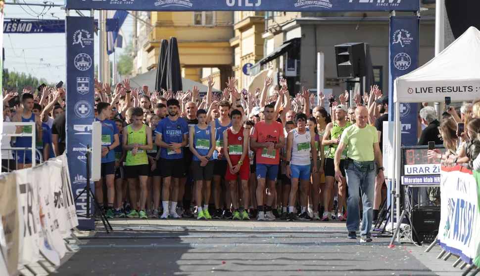 Osijek, 13. 04. 2024., Trg A. Starcevica, Ferivi polumaraton, Osjecki Ferivi polumaraton, 5 kmSNIMIO BRUNO JOBST