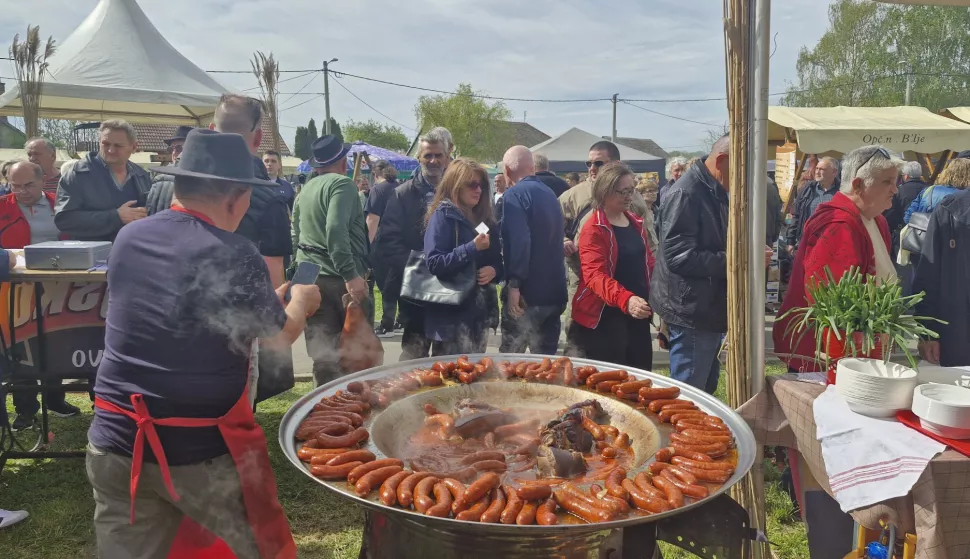 KARANAC - PROLJETNI VAŠAR - CVJETNICA, 13. 4. 2025.