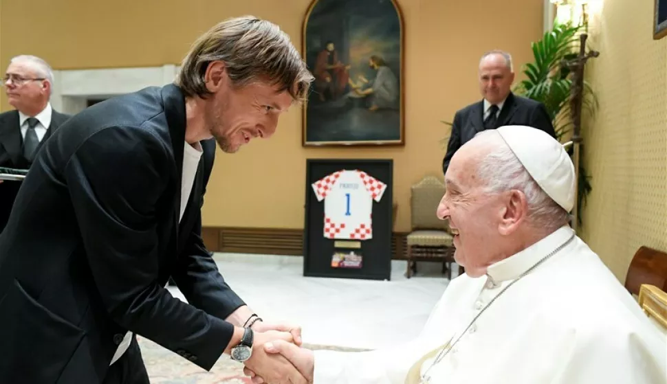HRVATSKA NOGOMETNA REPREZENTACIJA NA PRIJEMU KOD PAPE FRANJE U VATIKANU5. LIPNJA 2024.FOTO: Vatican Media