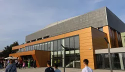 Čepin, 23. 04. 2025, Čepin otvaranje sportske dvorane. Ana Rucner, KUD, i koncert...snimio GOJKO MITIĆ