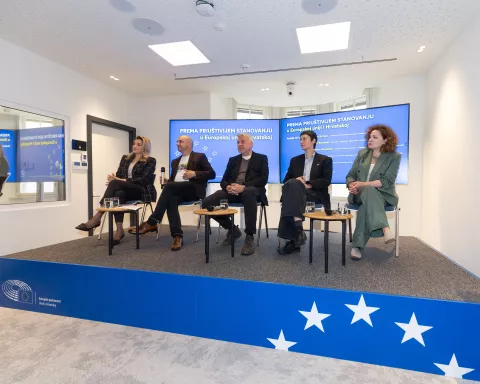 Zagreb, 25.04.2025. - Panel rasprava "Prema priuštivijem stanovanju u europskoj uniji i Hrvatskoj" na kojoj je bilo riječi o različitim modelima priuštivog i održivog stanovanja, europskom planu za korištenje javnih sredstava te perspektivi mladih.foto HINA/ Edvard ŠUŠAK