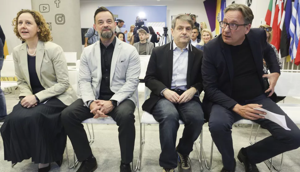 Zagreb, 28.04.2025. - Na konferenciji za medije predstavljena je platforma Vlasništvo i financiranje medija Agencije za elektroničke medije (AEM). Na fotografiji Krešimir Partl, Nina Obuljen Koržinek, Robert Tomljenović, Josip Popovac. foto HINA/ Lana SLIVAR DOMINIĆ/ lsd
