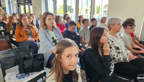 Vinkovci Vinkovačka OŠ Ivana Mažuranića domaćin je Državne smotre biosigurnosti i biozaštite29. 4. 2025.