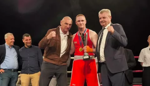 Zvonimir Rebolj s legendarnim Željkom Mavrovićem i predsjednikom HBS-a Bonom Bošnjakom