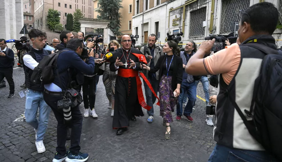 epa12074499 Cardinal Fernando Chomali Garib arrives for the meeting of the General Congregation of Cardinals, in Vatican City, 05 May 2025. The cardinals continue their deliberations during general congregations held following the death of Pope Francis, in preparation for the assembly to elect a new pope, known as the conclave. EPA/RICCARDO ANTIMIANI
