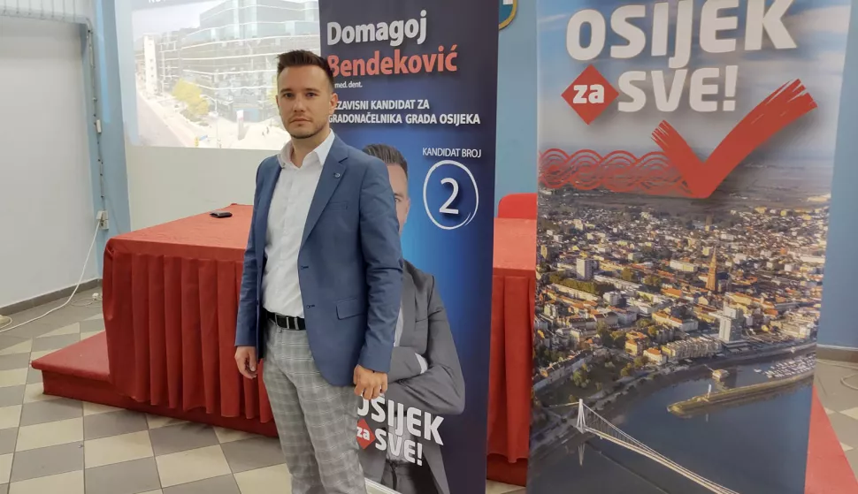 Nezavisni kandidat za gradonačelnika Osijeka 26-ogodišnji doktor stomatologije Domagoj Bendeković, kojega na predstojećim lokalnim izborima podržava koalicija stranaka HDSSB i HSS, predstavio je u utorak svoj izborni program u kojemu razvoj Osijeka vidi na obje obale rijeke Drave
