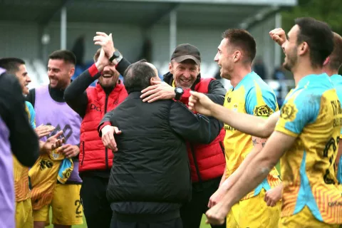 Igor Budi&scaron;a, Jovo Vuković i igrači BSK-a imaju razloga za slavljeFoto: Matija Vuković/BSK