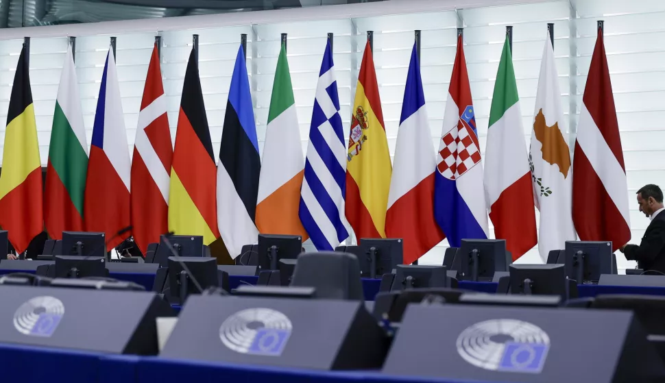epa12077269 Flags at the European Parliament in Strasbourg, France, 06 May 2025. The EU Parliament's session runs from 5 till 8 May 2025. EPA/RONALD WITTEK