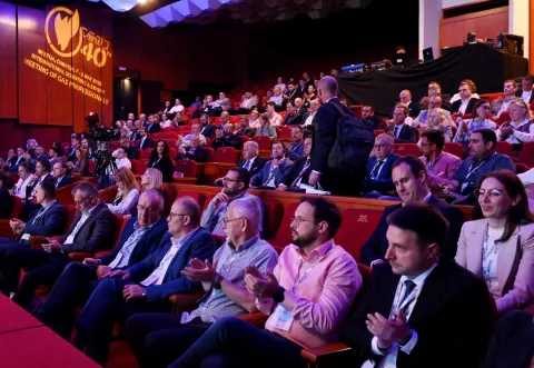 Opatija, 07.05.2025. - Hrvatska stručna udruga za plin i Centar za plin Hrvatske organizirala 40. Međunarodni znanstveno-stručni susret stručnjaka za plin. Skupu su prisustvovali predstavnici Ministarstva gospodarstva i održivog razvoja, Hrvatske gospodarske komore, Agencije za ugljikovodike i drugih institucija vezanih za energetiku te oko 400 stručnjaka iz sektora plina i energetike. foto HINA/ Miljenko KLEPAC/ tm