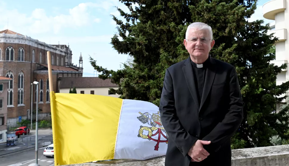 RIJEKA, 24. 04. 2025. - Nadbiskupski dom, nadbiskup Mate Uzinić SNIMIO: VEDRAN KARUZA 