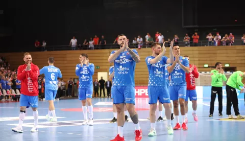 11.05.2025., Centar Zamet, Rijeka - Kvalifikacije za EHF EURO 2026. godine, skupina 5, 6. kolo, Hrvatska - Luksemburg. Leon Susnja, Tin Lucin i Mateo Maras Photo: Goran Kovacic/PIXSELL