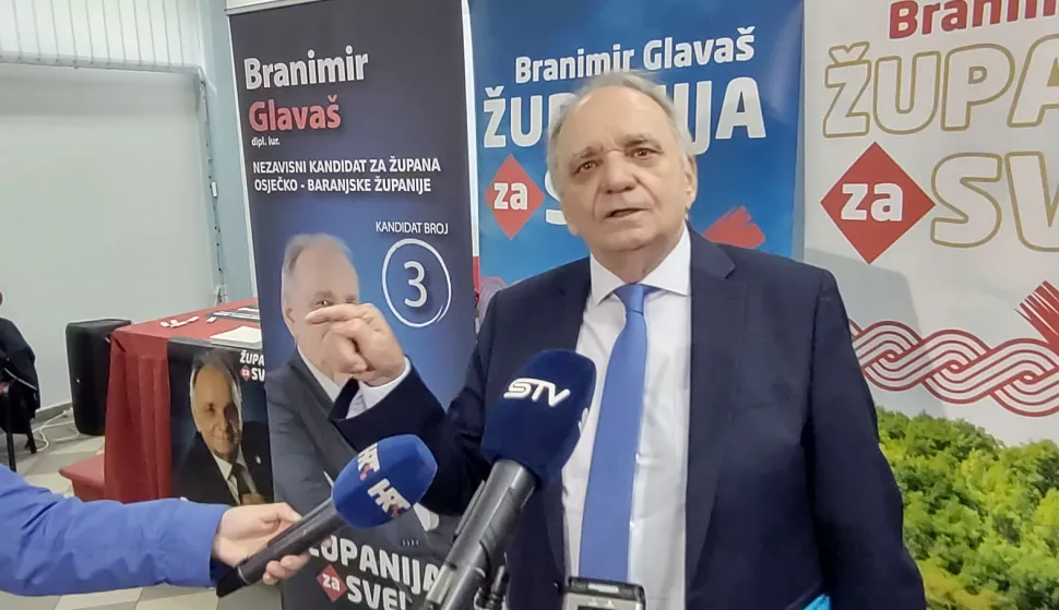 Nezavisni kandidat za župana Osječko-baranjske županije Branimir Glavaš čiju kandidaturu podupiru HDSSB i HSS u ponedjeljak je predstavio svoj izborni program