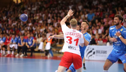 11.05.2025., Centar Zamet, Rijeka - Kvalifikacije za EHF EURO 2026. godine, skupina 5, 6. kolo, Hrvatska - Luksemburg. Zvonimir Srna i Veron Nacinovic Photo: Goran Kovacic/PIXSELL