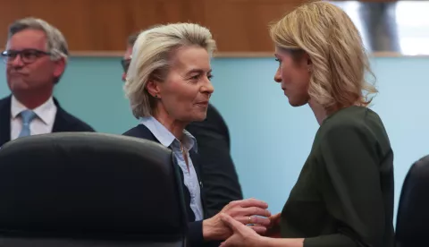 epa12098391 European Commission President Ursula von der Leyen (L) and High Representative of the Union for Foreign Affairs Kaja Kallas greet each other at the start of a European Commission College meeting in Brussels, Belgium, 14 May 2025. The European Court of Justice in Luxembourg judges on May 14 are set to rule on 'Pfizergate', a major transparency case, on whether von der Leyen was wrong to withhold text messages exchanged with the Pfizer CEO during key vaccine contract talks. The case, sparked by a 2022 New York Times lawsuit, challenges von der Leyen's leadership style and her commitment to transparency. EPA/OLIVIER HOSLET
