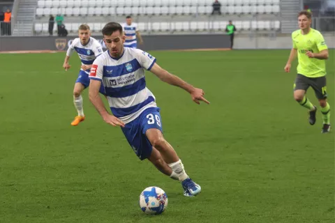 Osijek, 17. 12. 2023, Opus Arena. SuperSport Hrvatska nogometna liga 23/24. Osijek - Slavnen Belupo. Domagoj Bukvic (39).snimio GOJKO MITIĆ