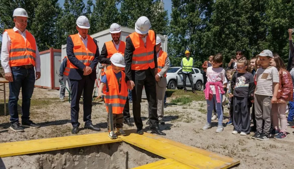 Polaganje kamena temeljca za izgradnju vrtića u naselju Olajnica u Vukovaru