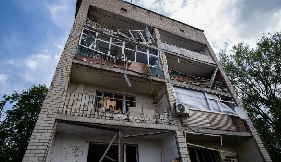 epa12052583 A damaged building in Borova, a rural settlement in the Izium district, Kharkiv region, northeastern Ukraine, 24 April 2025, amid the Russian invasion. Situated about 10km from the frontline, Borova faces constant daily Russian shelling, which has repeatedly forced civil servants to relocate. Intensified attacks in the tense Kharkiv region in recent months have prompted authorities to evacuate Borova's civilian population to Kharkiv and Izyum. Approximately 500 people (10 percent of the original population) remain in the settlement, which was occupied by Russian troops at the start of the full-scale invasion and recaptured by the Ukrainian army in October 2022. EPA/MARIA SENOVILLA