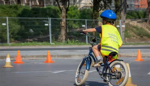 Teško ozlijeđeno dijete u prometnoj nesreći na području Virovitice