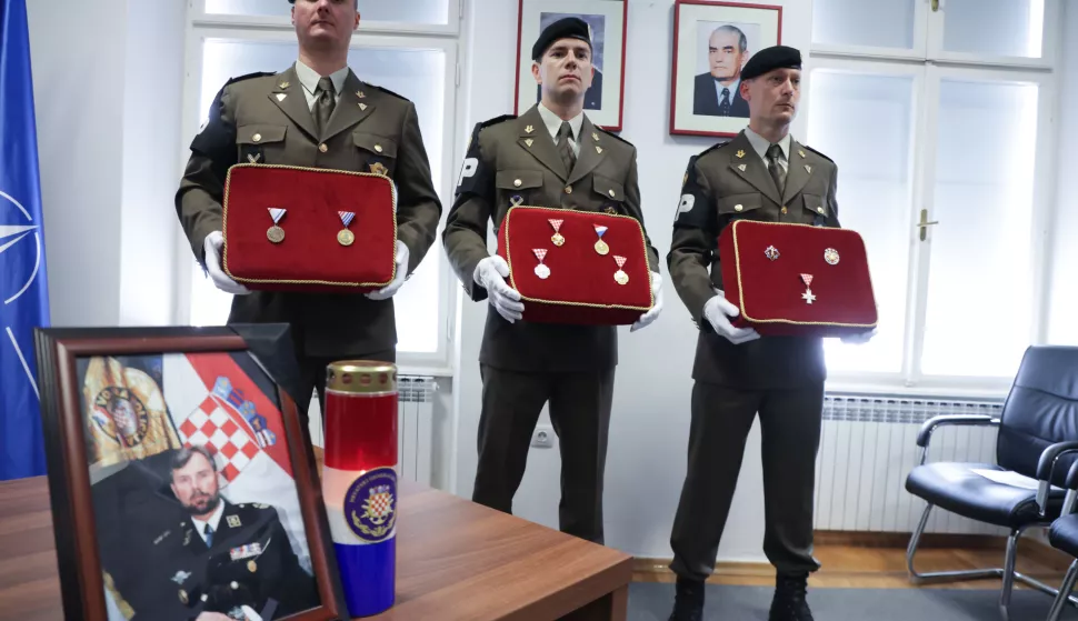 Zagreb, 16.05.2025.- Komemoracija za general-pukovnika Matu Laušića u organizaciji Hrvatskog generalskog zbora.foto HINA/ Admir BULJUBAŠIĆ/ abu