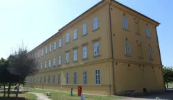Osijek, 26. 07. 2022, Campus, Fakultet za odgojne i obrazovne znanosti Osijek, FOOZOS. Novi obrazovni programi, studiji na fakultetu, zgrada.snimio GOJKO MITIĆ