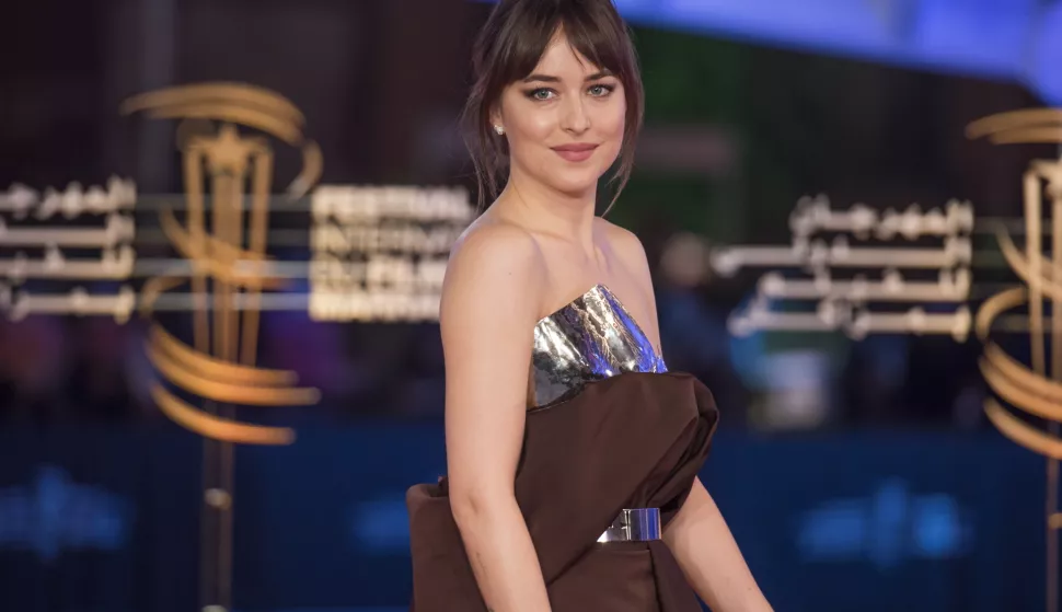 epa07202778 US actress Dakota Johnson attends the Tribute To Robert De Niro event at the 17th annual Marrakech International Film Festival, in Marrakech, Morocco, 01 December 2018. The festival runs from 30 November to 08 December. EPA/JALAL MORCHIDI