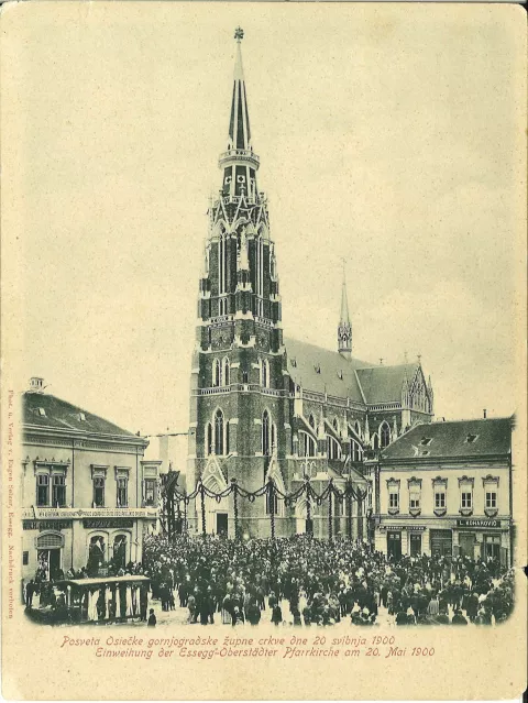 "Posveta Osiečke gornjogradske župne crkve dne 20. svibnja 1900." Izvor: Zbirka razglednica Muzeja Slavonije