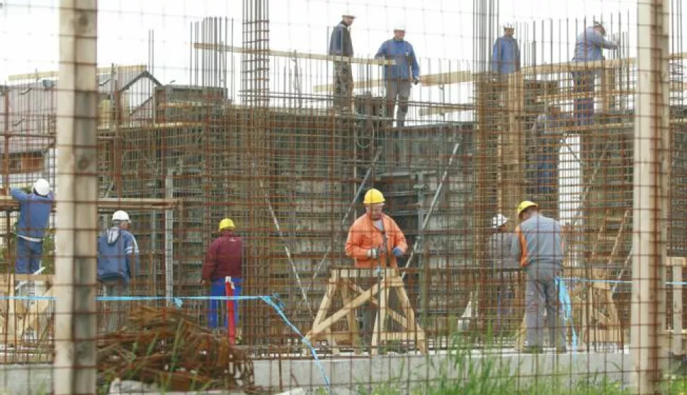 17.05.2012., Koprivnica - Gradjevinski radnici, ilustracije. Photo: Marijan Susenj/PIXSELL------5xcolor osijek