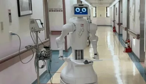 Robot Nurabot