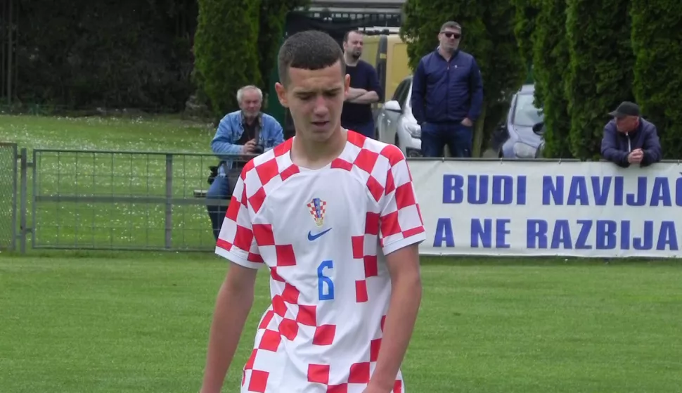 Hrvatska U-17 vrsta desetak dana je trenirala u Osijeku pred nastup na Euru Sergej LevakUSTUPLJENA FOTOGRAFIJA