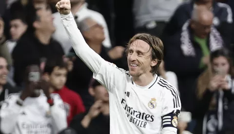 epa11918684 Real Madrid's Luka Modric celebrates after scoring the 1-0 lead during the Spanish LaLiga soccer match between Real Madrid and Girona FC, in Madrid, Spain, 23 February 2025. EPA/SERGIO PEREZ