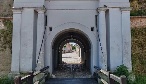 Vodena vrataGrgur VremeplovacOsijek 25. svibnja 2025.Snimio: Grgur Marko Ivanković