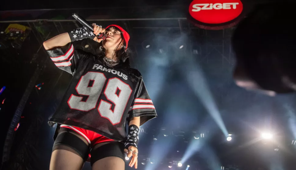 epa10802346 US singer-songwriter Billie Eilish performs during her concert at the 29th Sziget (Island) Festival on Shipyard Island, Northern Budapest, Hungary, 15 August 2023. The festival is one of the biggest cultural events of Europe offering art exhibitions, theatrical and circus performances and above all music concerts. EPA/Zoltan Balogh HUNGARY OUT