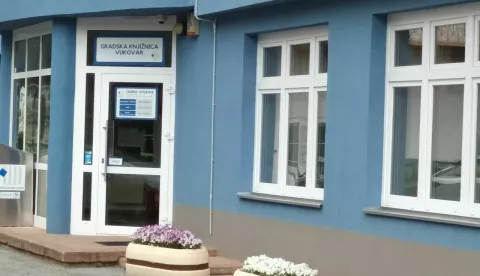 Gradska knjižnica Vukovar