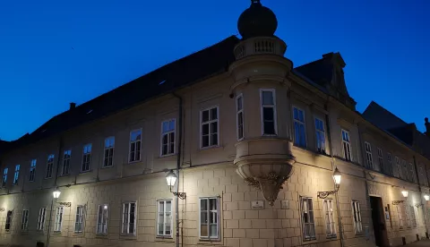 Glazbena škola Franje KuhačaKuća RitterGrgur VremeplovacFoto: Grgur Marko IvankovićOsijek, 31. svibnja 2025.