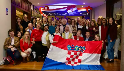 Panama, 01.06.2025 - Hrvati u Kolumbiji proslavili su Dan državnosti Republike Hrvatske, tijekom dosad najmasovnijeg okupljanja u toj južnoameričkoj zemlji, izvijestio je u nedjelju organizator.foto HINA/ Miho Dobrašin/ ds