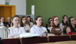 Osijek, 02. 06. 2025, FOOZOS, predavanje Ive Josipovića, Glazba i politika.snimio GOJKO MITIĆ