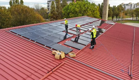VINKOVCI - Solarne elektrane na školama i vrtićima i dr.OŠ "A. G. MATOŠ"UŠTEDA STURUJE 95 %LISTOPAD 2023.SOLARNI PANELI SOLARI SOLARNA ELEKTRANA