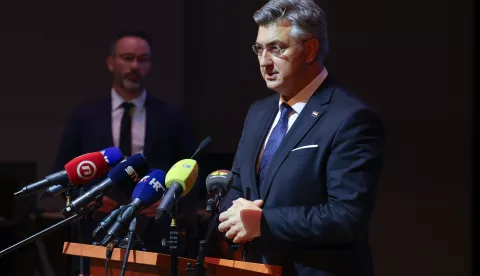 Osijek, 06.06.2025. - Predsjednik Vlade Andrej Plenković posjetio je grad Osijek, te je sudjelovao na proslavi Dana Sveučilišta. Na fotografiji Andrej Plenković. foto HINA/ tm