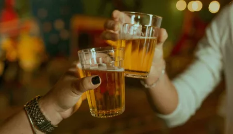 pivo noć pijan