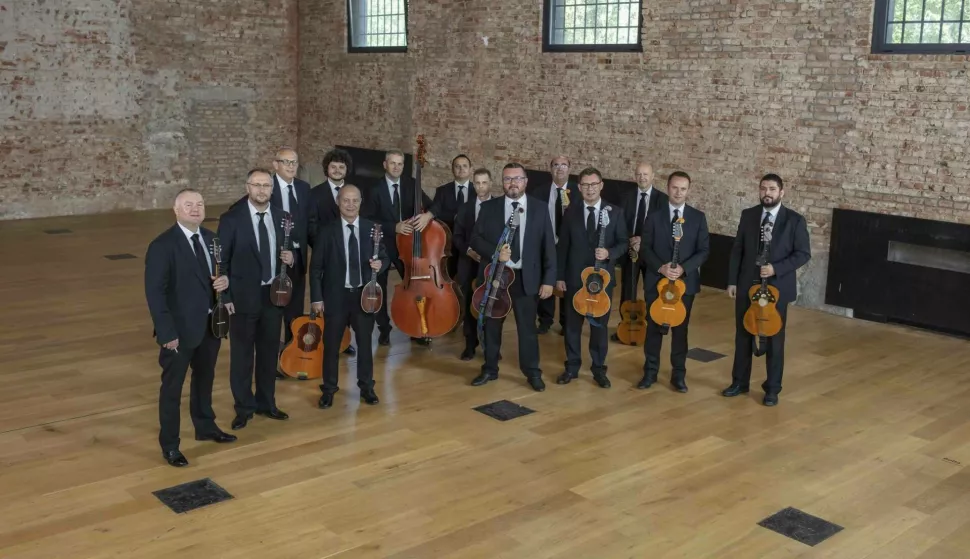 Tamburaški orkestar HRT-a