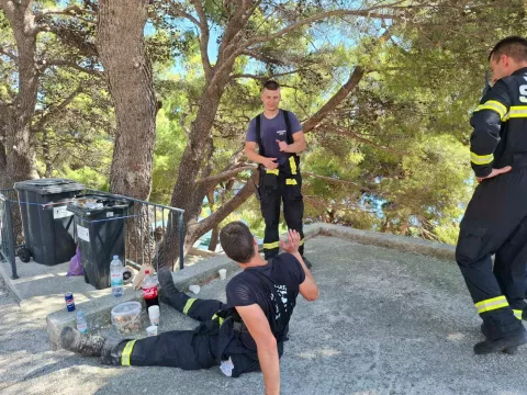 Posljedice požara koji je u subotu zahvatio područje Piska, Marušića i Mimice