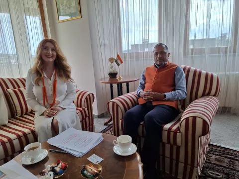 MAGAZIN INANj_Eksc__Arun_Goel__veleposlanik_Indije_i_Ina_Stasevic