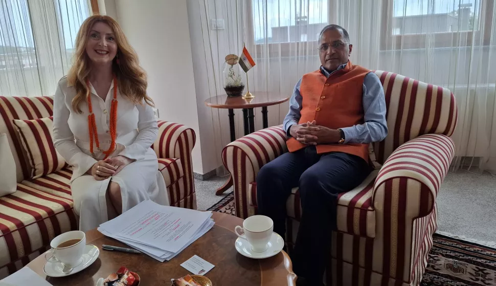 MAGAZIN INANj_Eksc__Arun_Goel__veleposlanik_Indije_i_Ina_Stasevic